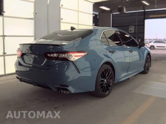 2023 Toyota Camry XSE - miniatura 4