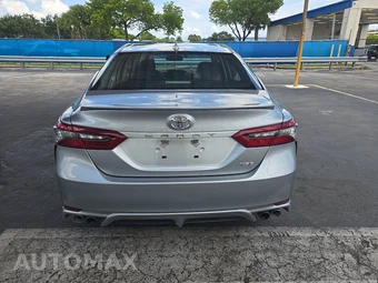 2023 Toyota Camry XSE - miniatura 5