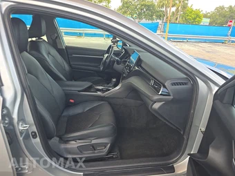 2023 Toyota Camry XSE - miniatura 8