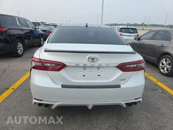 2023 Toyota Camry XSE - miniatura 5
