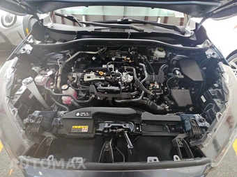 2023 Toyota Corolla Cross Hybrid SE - miniatura 16