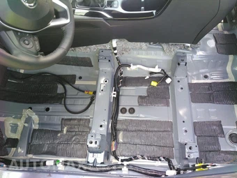 2023 Toyota Corolla Cross Hybrid XSE - miniatura 31