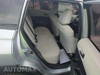 2023 Toyota Corolla Cross L - miniatura 17
