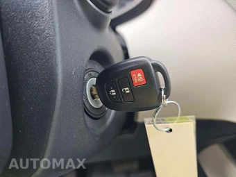 2023 Toyota Corolla Cross L - miniatura 8