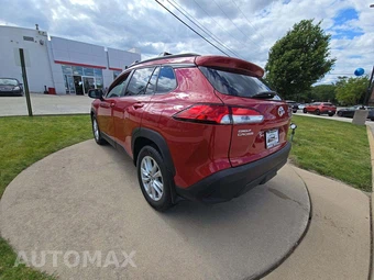 2023 Toyota Corolla Cross LE - miniatura 2