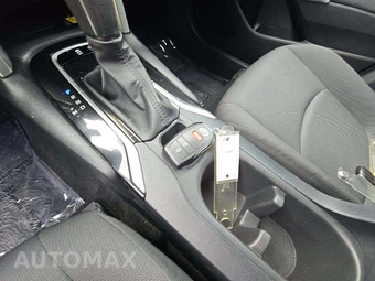 2023 Toyota Corolla Cross LE - miniatura 8