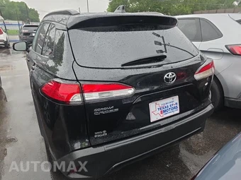 2023 Toyota Corolla Cross LE - miniatura 5
