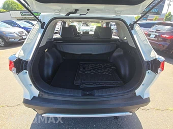 2023 Toyota Corolla Cross LE - miniatura 11
