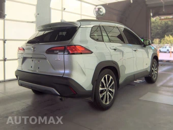 2023 Toyota Corolla Cross XLE - miniatura 4