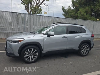 2023 Toyota Corolla Cross XLE