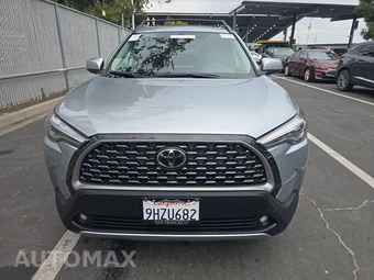 2023 Toyota Corolla Cross XLE - miniatura 2