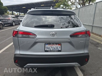 2023 Toyota Corolla Cross XLE - miniatura 5