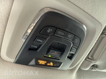 2023 Toyota Corolla Cross XLE - miniatura 24