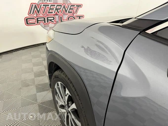 2023 Toyota Corolla Cross XLE - miniatura 25