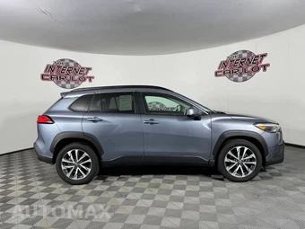 2023 Toyota Corolla Cross XLE - miniatura 8