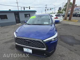 2023 Toyota Corolla Cross XLE