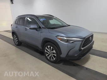2023 Toyota Corolla Cross XLE - miniatura 3