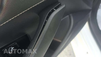 2023 Toyota Corolla Hatchback SE – miniatura 26