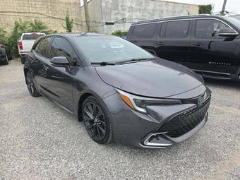 2023 Toyota Corolla Hatchback XSE - miniatura 4