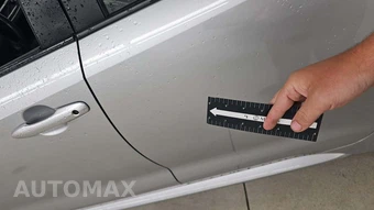 2023 Toyota Corolla Hybrid LE Sedan - miniatura 30