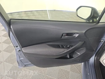 2023 Toyota Corolla Hybrid LE Sedan - miniatura 9