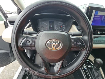 2023 Toyota Corolla LE Sedan - miniatura 10