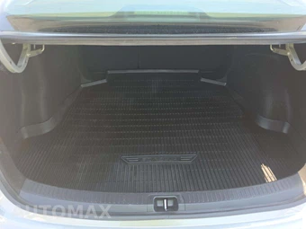 2023 Toyota Corolla LE Sedan - miniatura 11