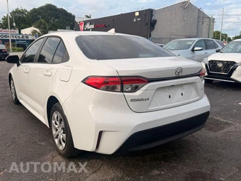 2023 Toyota Corolla LE Sedan - miniatura 4