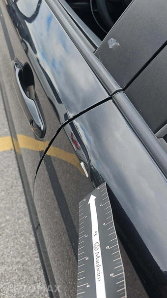 2023 Toyota Corolla LE Sedan - miniatura 21