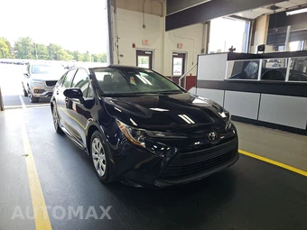2023 Toyota Corolla LE Sedan - miniatura 3