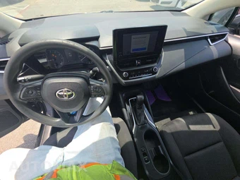 2023 Toyota Corolla LE Sedan - miniatura 10