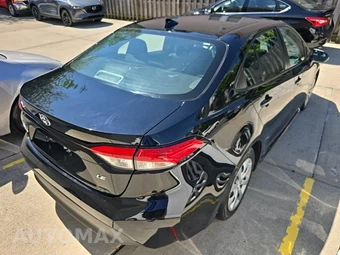 2023 Toyota Corolla LE Sedan - miniatura 4