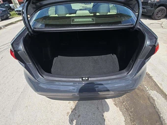 2023 Toyota Corolla LE Sedan – miniatura 11