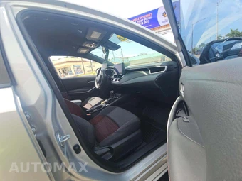 2023 Toyota Corolla SE Sedan – miniatura 18