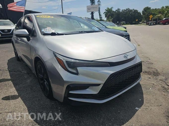 2023 Toyota Corolla SE Sedan – miniatura 4