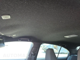2023 Toyota Corolla SE Sedan – miniatura 18