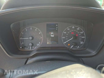 2023 Toyota Corolla SE Sedan – miniatura 9