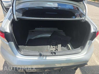 2023 Toyota Corolla SE Sedan – miniatura 11