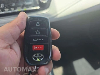 2023 Toyota Corolla SE Sedan – miniatura 5