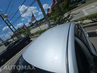 2023 Toyota Corolla SE Sedan – miniatura 9