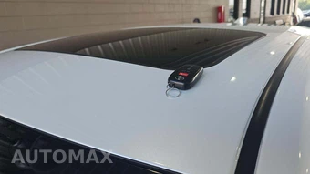 2023 Toyota Corolla XSE Sedan - miniatura 18