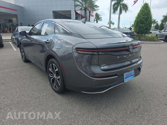 2023 Toyota Crown Limited – miniatura 2