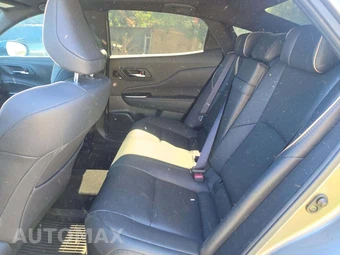 2023 Toyota Crown Platinum – miniatura 13