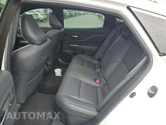 2023 Toyota Crown Platinum – miniatura 13