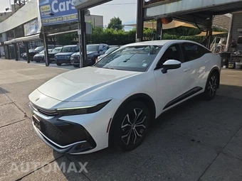 2023 Toyota Crown XLE