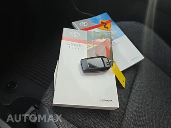 2023 Toyota Crown XLE - miniatura 22
