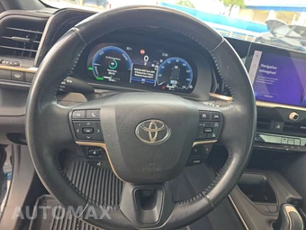 2023 Toyota Crown XLE - miniatura 10