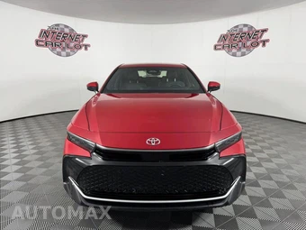 2023 Toyota Crown XLE - miniatura 2