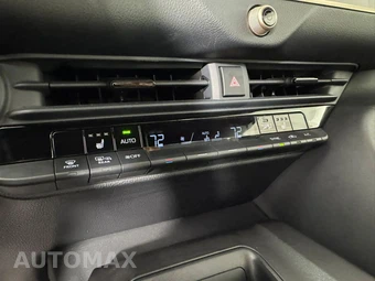 2023 Toyota Crown XLE - miniatura 21