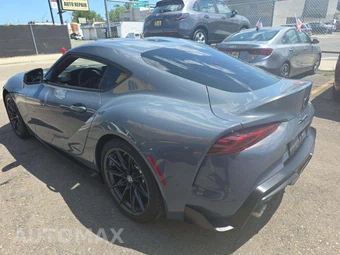 2023 Toyota GR Supra 3.0 - miniatura 2